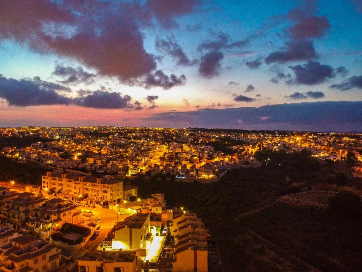 Rafaello Apartment ,,La Zona Cabo Roig, Area Cabo Roig" Orihuela Bagian luar foto